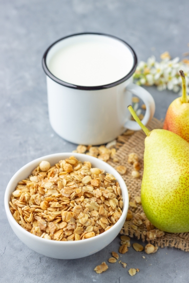 Birnenmüsli mit Milch