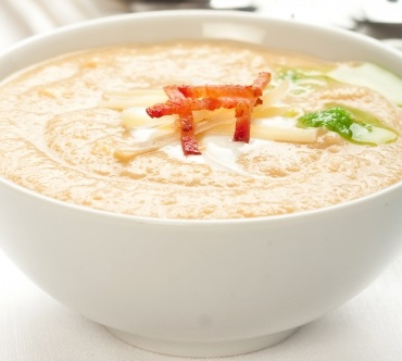Apfel-Selleriecrèmesuppe