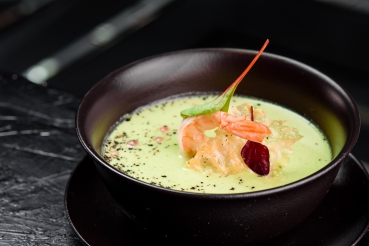 Brokkolisuppe mit Krabben